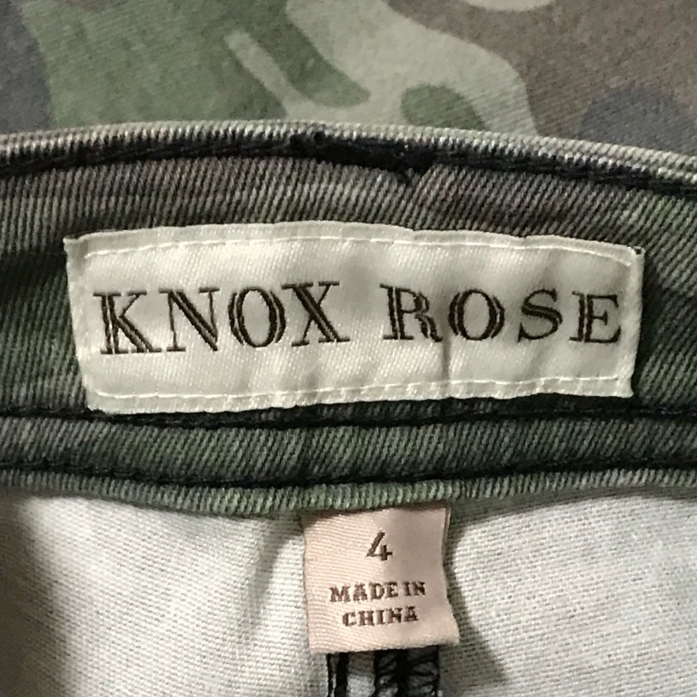 BNWT Knox Rose Camouflage Cargo Pants - Picture 8 of 12